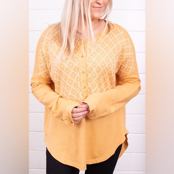 Free People We the Free Free Spirit Henley Long Sleeve Tee Size Small EUC - Picture 3 of 11